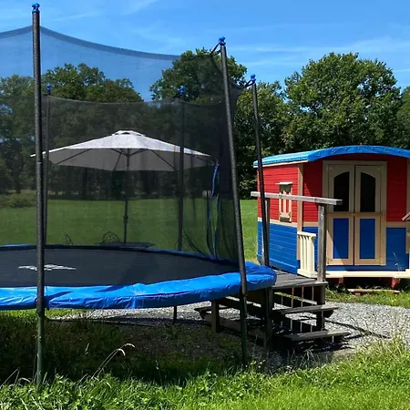 Accueillant A Saint-pardoux Avec Piscine Partagee Holiday home Saint-Pardoux (Puy-de-Dome)