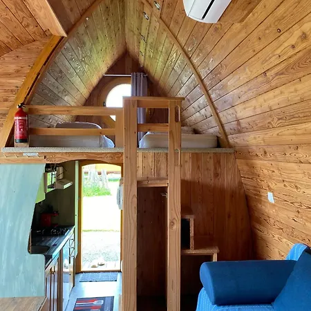 Holiday home Accueillant A Saint-pardoux Avec Piscine Partagee *