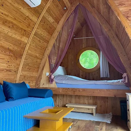 Accueillant A Saint-pardoux Avec Piscine Partagee Holiday home